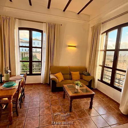 El Mirador, Tajo Garmam Apartment *