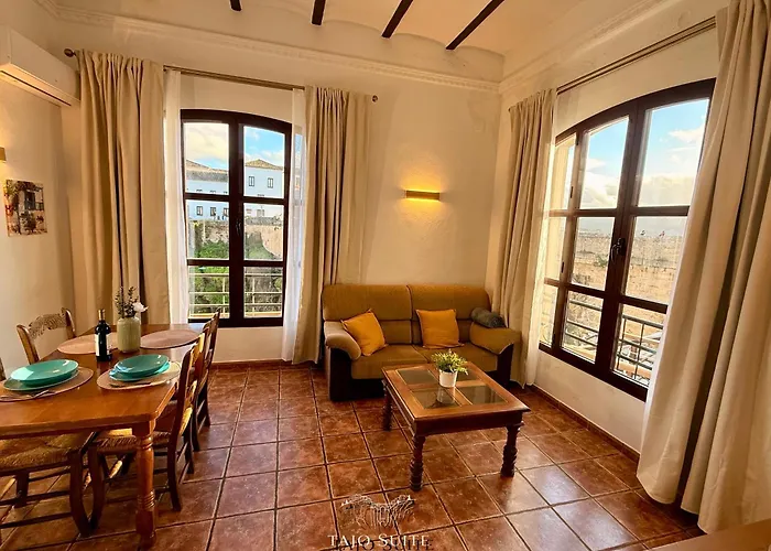 El Mirador, Tajo Garmam Apartment *